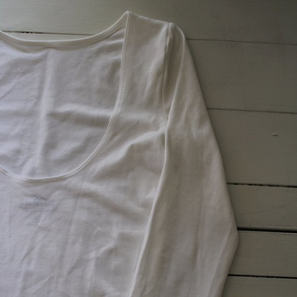 White Low Back Long Sleeve Cropped T-Shirt, Hollister - Picture 6 of 8